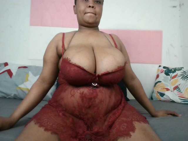 BIGTITTISXX live webcam show