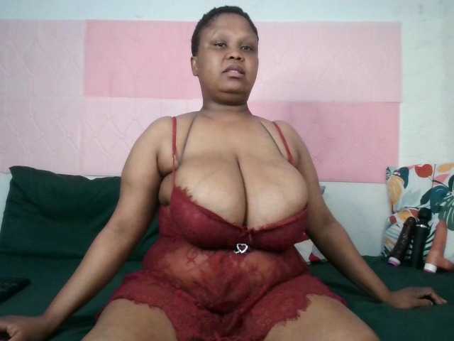 BIGTITTISXX