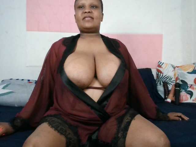 BIGTITTISXX