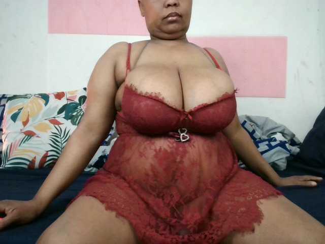 BIGTITTISXX