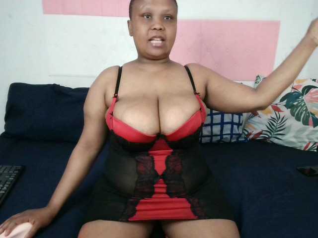 BIGTITTISXX
