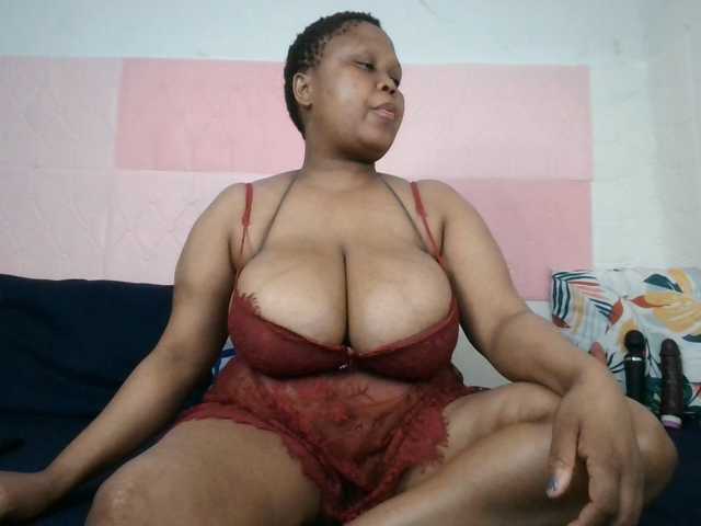 BIGTITTISXX