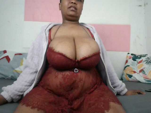BIGTITTISXX
