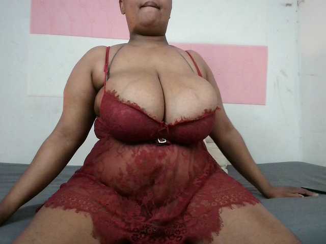 BIGTITTISXX