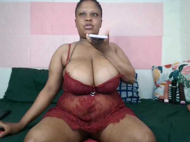BIGTITTISXX, live now on BongaCams