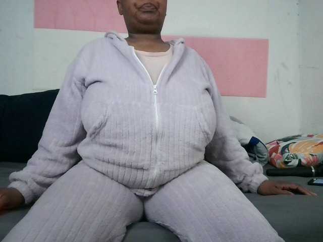 BIGTITTISXX live webcam show