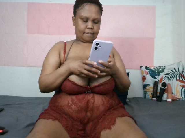 BIGTITTISXX