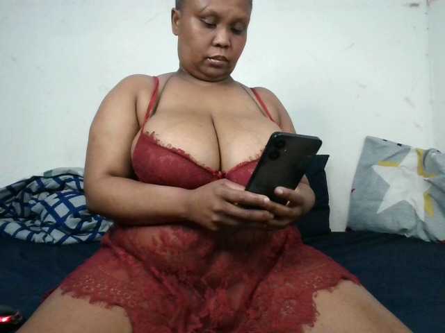 BIGTITTISXX