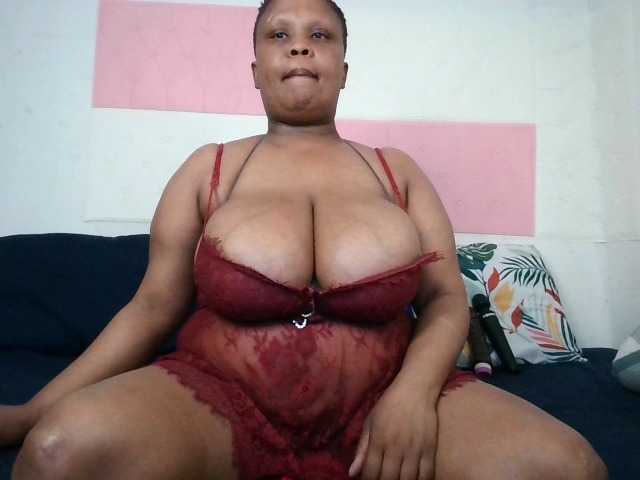 BIGTITTISXX