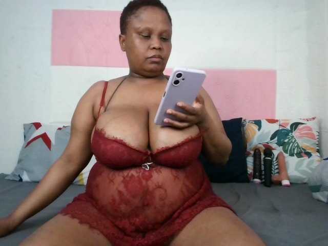 BIGTITTISXX