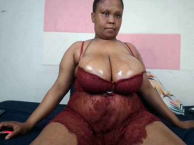 BIGTITTISXX