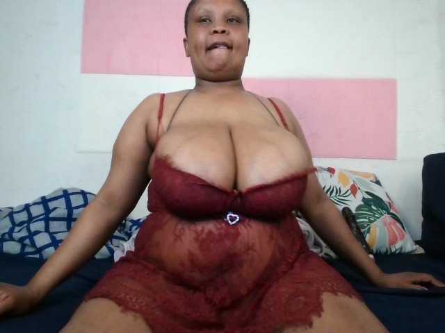 BIGTITTISXX