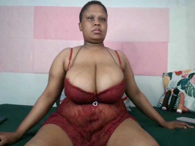 BIGTITTISXX