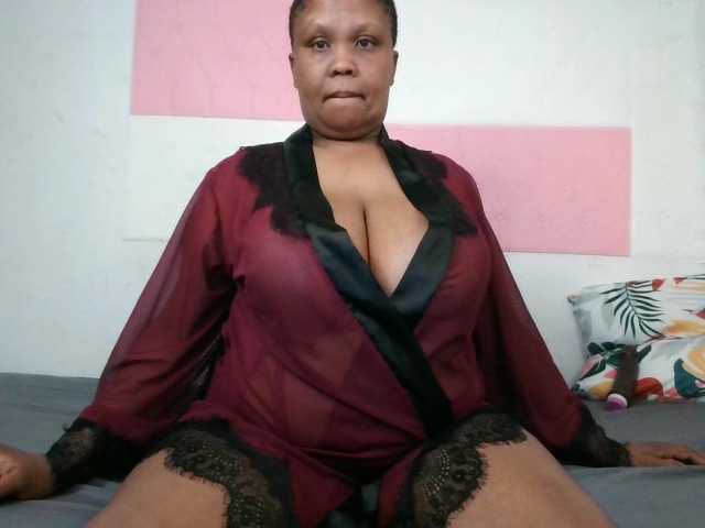 BIGTITTISXX