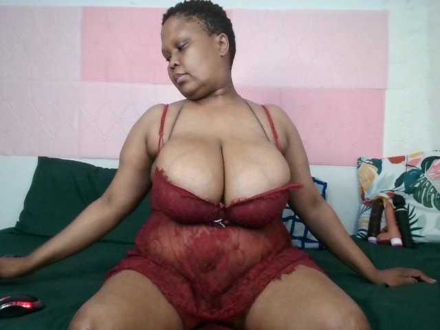 BIGTITTISXX