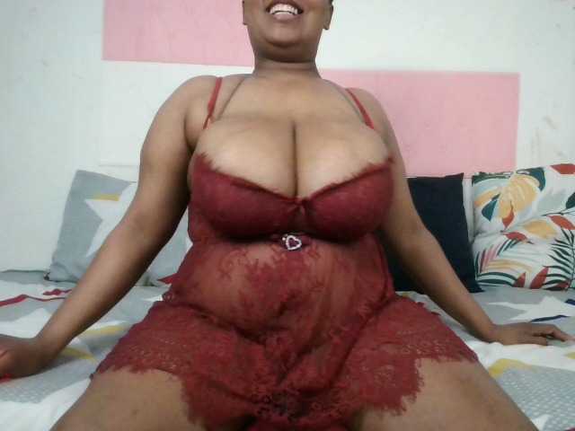 BIGTITTISXX live webcam show