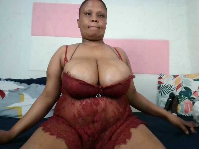 BIGTITTISXX