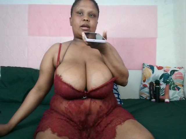 BIGTITTISXX