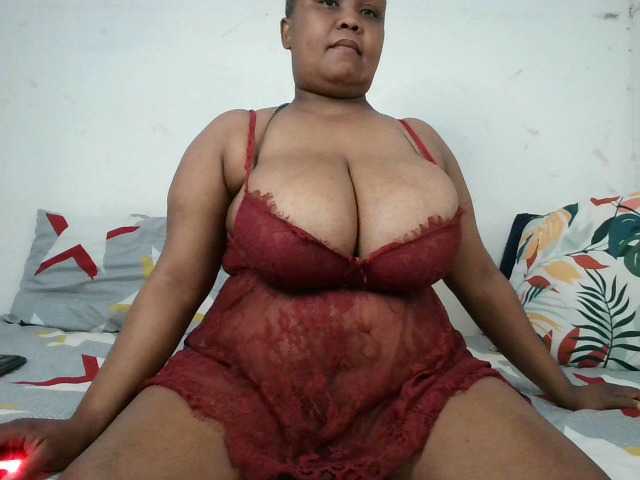 BIGTITTISXX