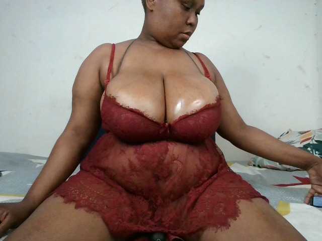 BIGTITTISXX