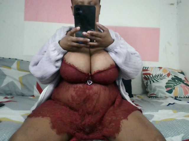 BIGTITTISXX live webcam show