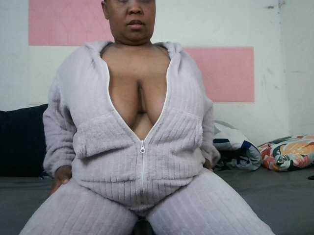 BIGTITTISXX live webcam show