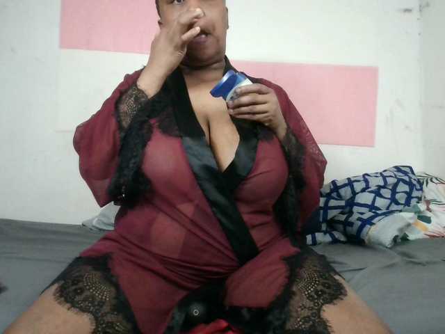 BIGTITTISXX live cam on BongaCams
