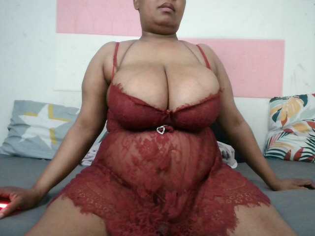 BIGTITTISXX live webcam show
