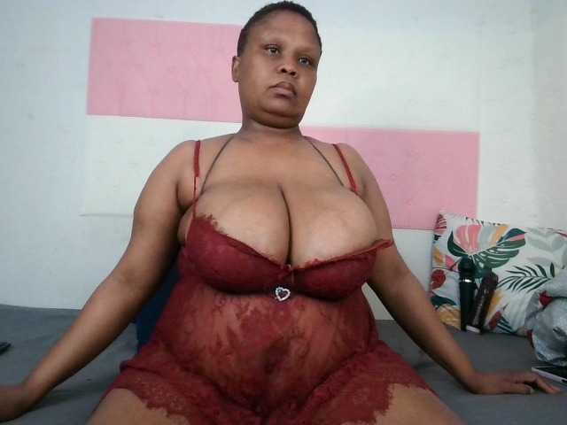 BIGTITTISXX