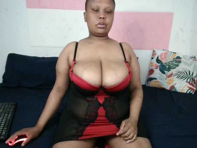 BIGTITTISXX