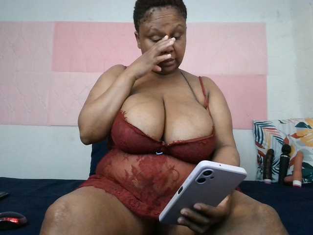 BIGTITTISXX
