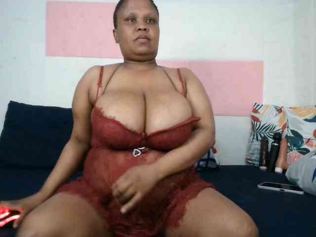BIGTITTISXX BIGTITTISXX