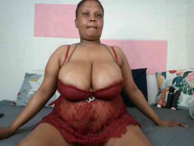 BIGTITTISXX