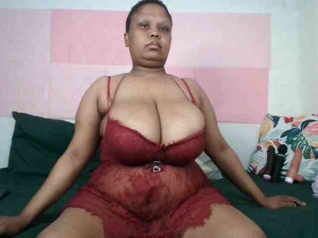 BIGTITTISXX