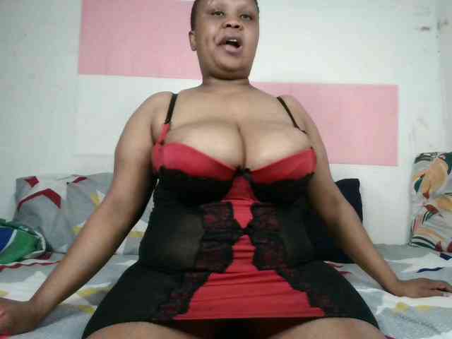 BIGTITTISXX webcam