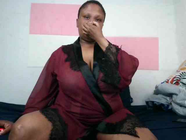 BIGTITTISXX webcam