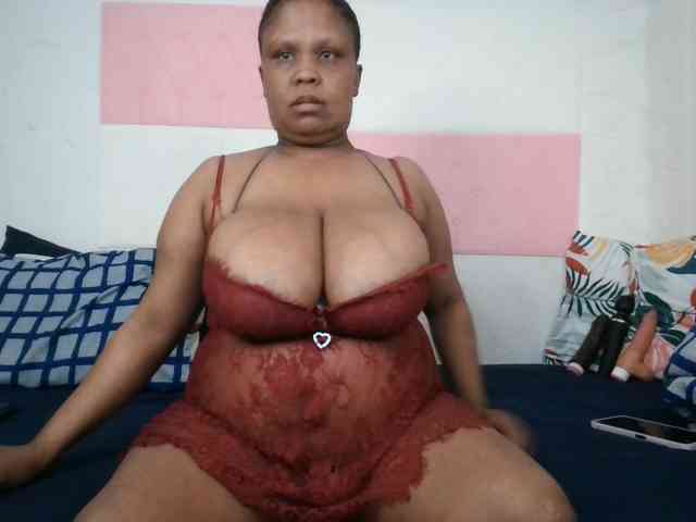 BIGTITTISXX