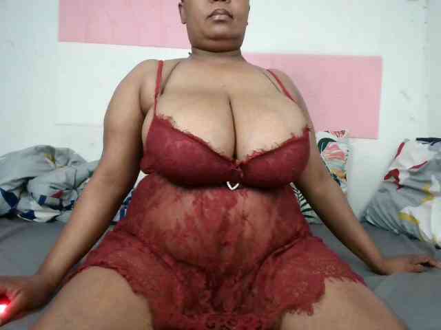 BIGTITTISXX