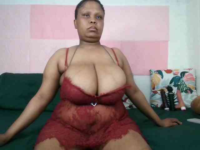 BIGTITTISXX