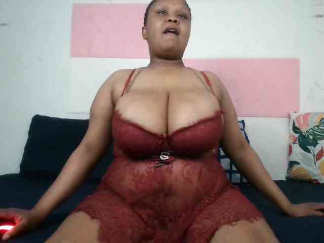 BIGTITTISXX