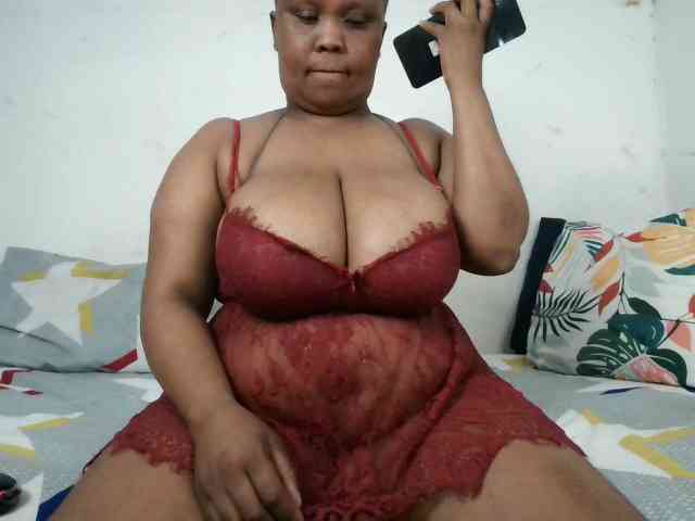 BIGTITTISXX