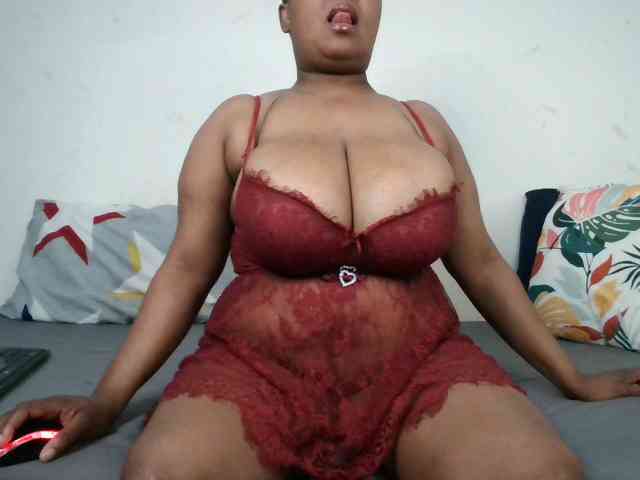 BIGTITTISXX BIGTITTISXX