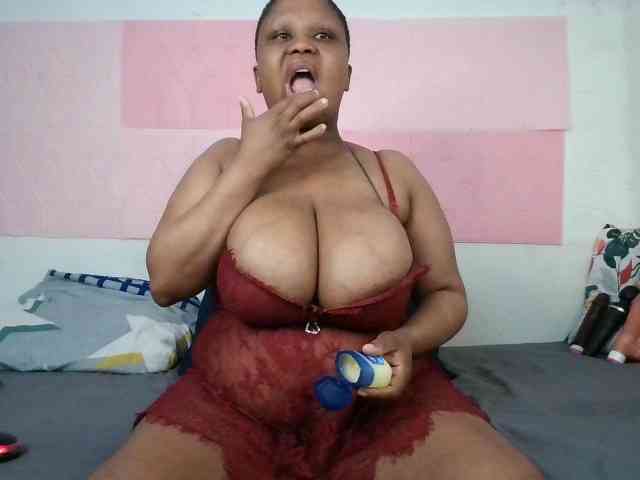 BIGTITTISXX