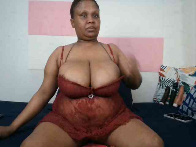 BIGTITTISXX