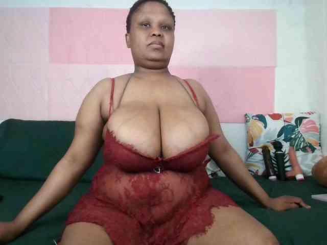 BIGTITTISXX