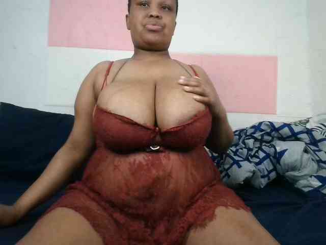 BIGTITTISXX webcam
