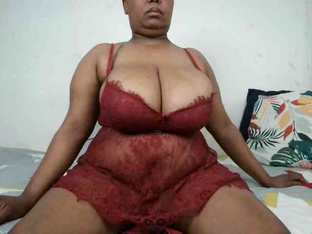 BIGTITTISXX