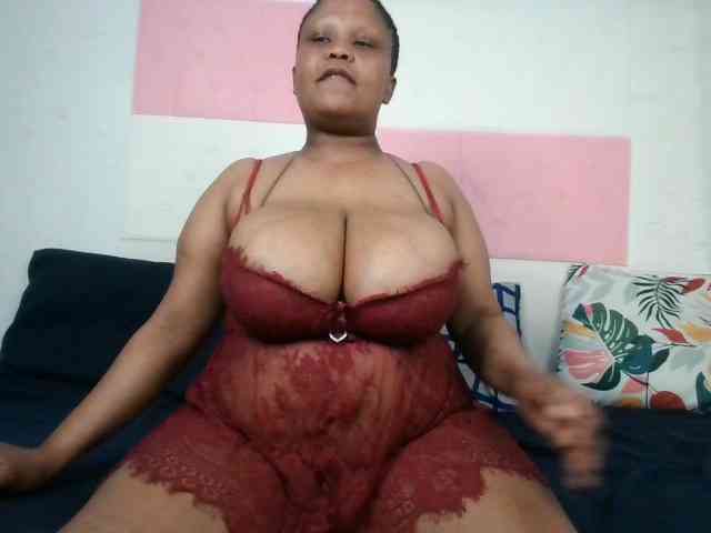 BIGTITTISXX webcam