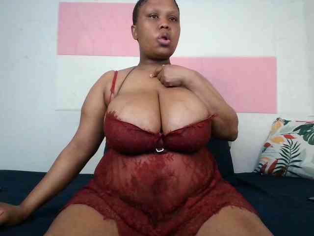 BIGTITTISXX webcam