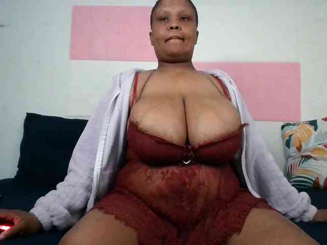 BIGTITTISXX